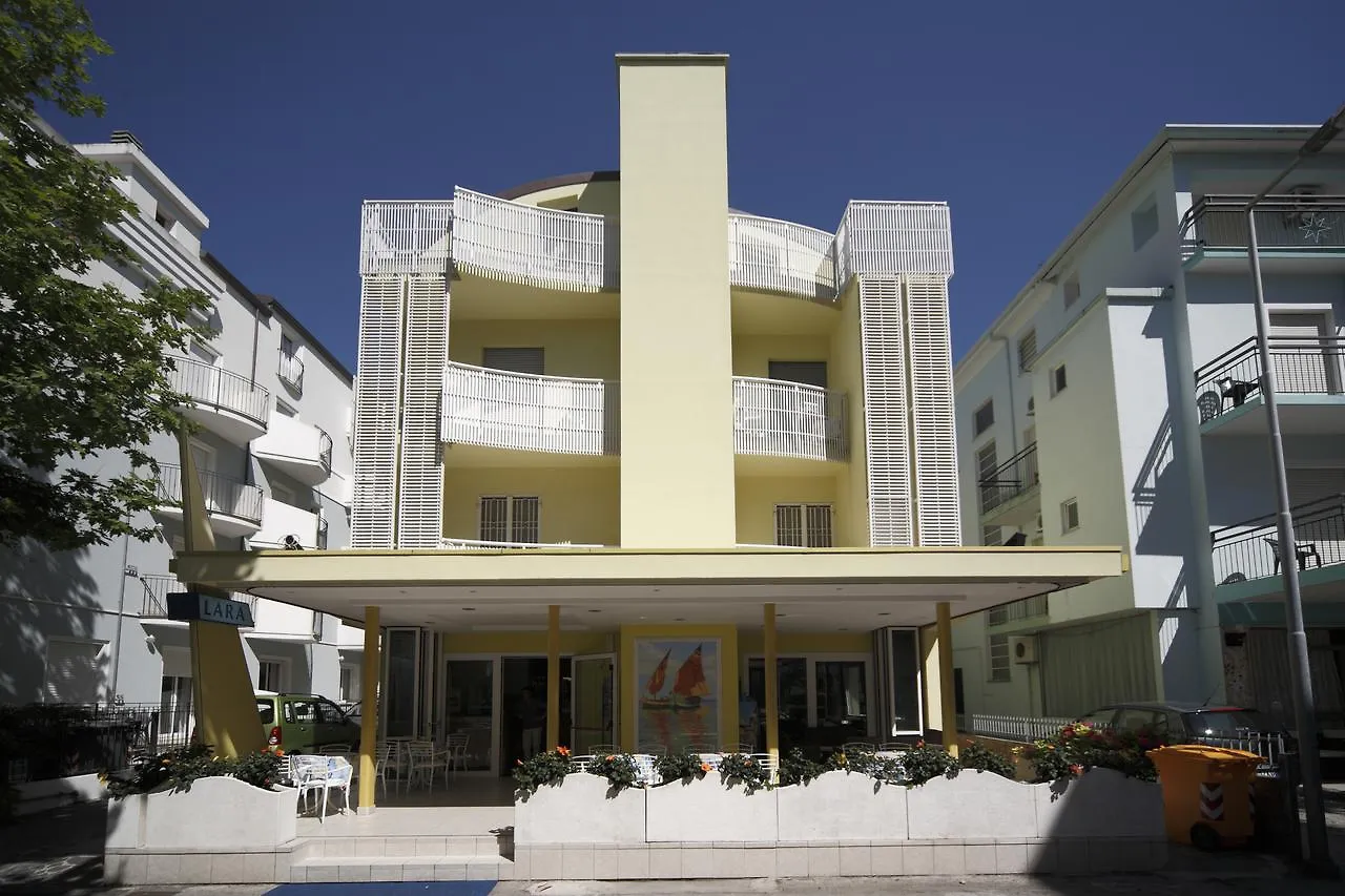 Hotel Lara Riccione 2*,  Italia